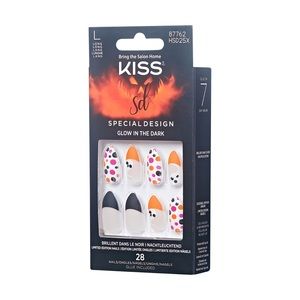 KISS Halloween Special Design Glow In The Dark Nails🎃 New